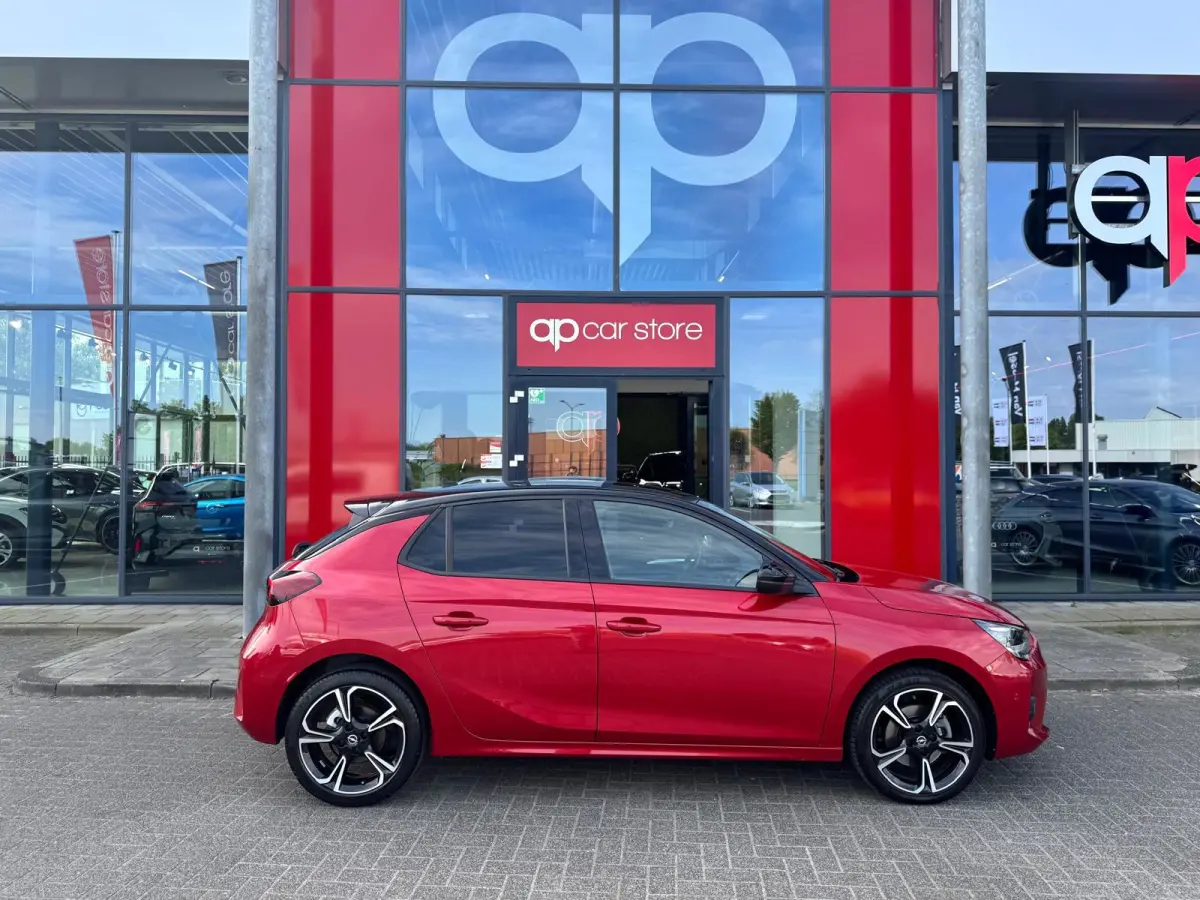 1.2 GS Line | LED | 360 Camera | Parksens | Carplay | Dodehoekassistent | Two Tone