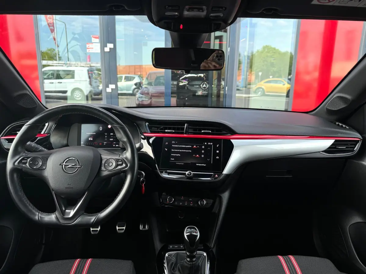 1.2 GS Line | LED | 360 Camera | Parksens | Carplay | Dodehoekassistent | Two Tone