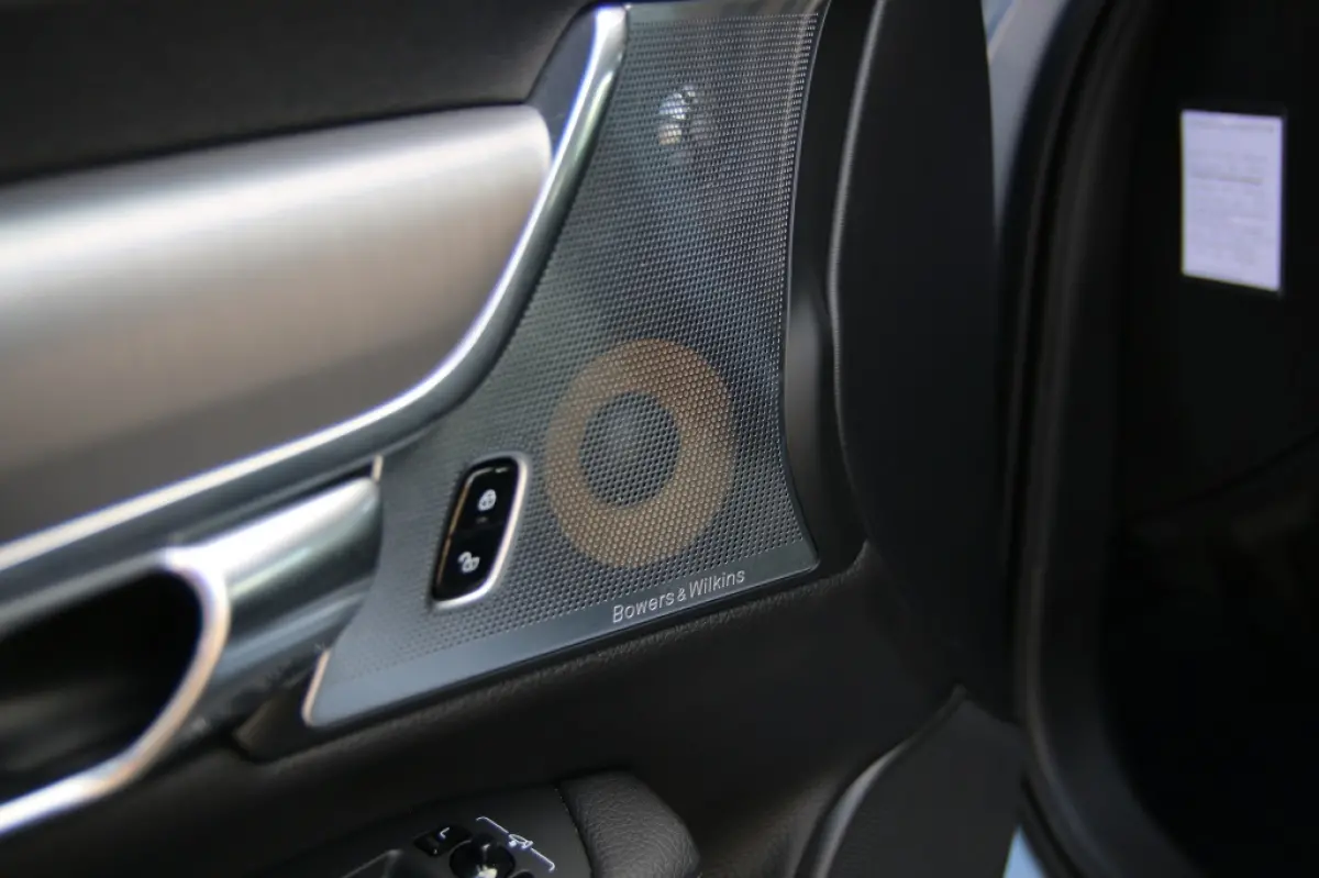 2.0 T5 Momentum Business Pro
