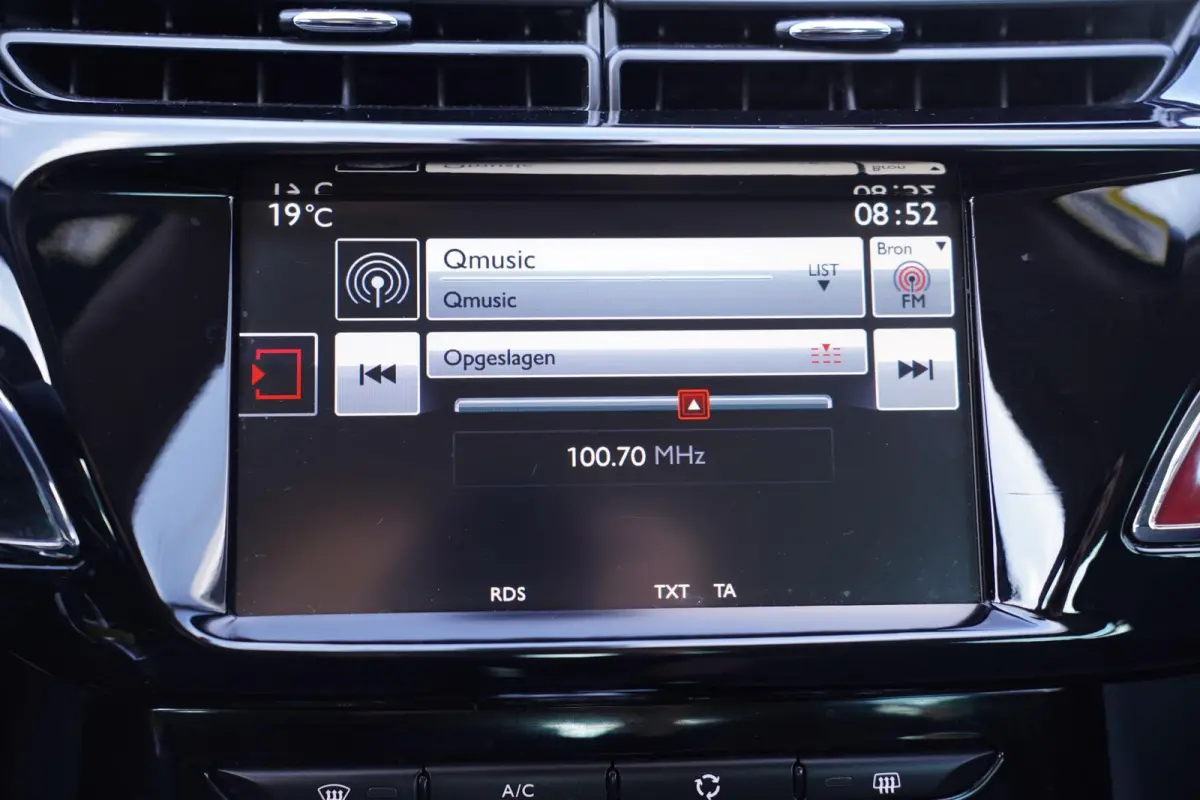 1.2 PureTech Exclusive Automaat Private glas Trekhaak Cruise controle Chrome-pakket Clima PDC