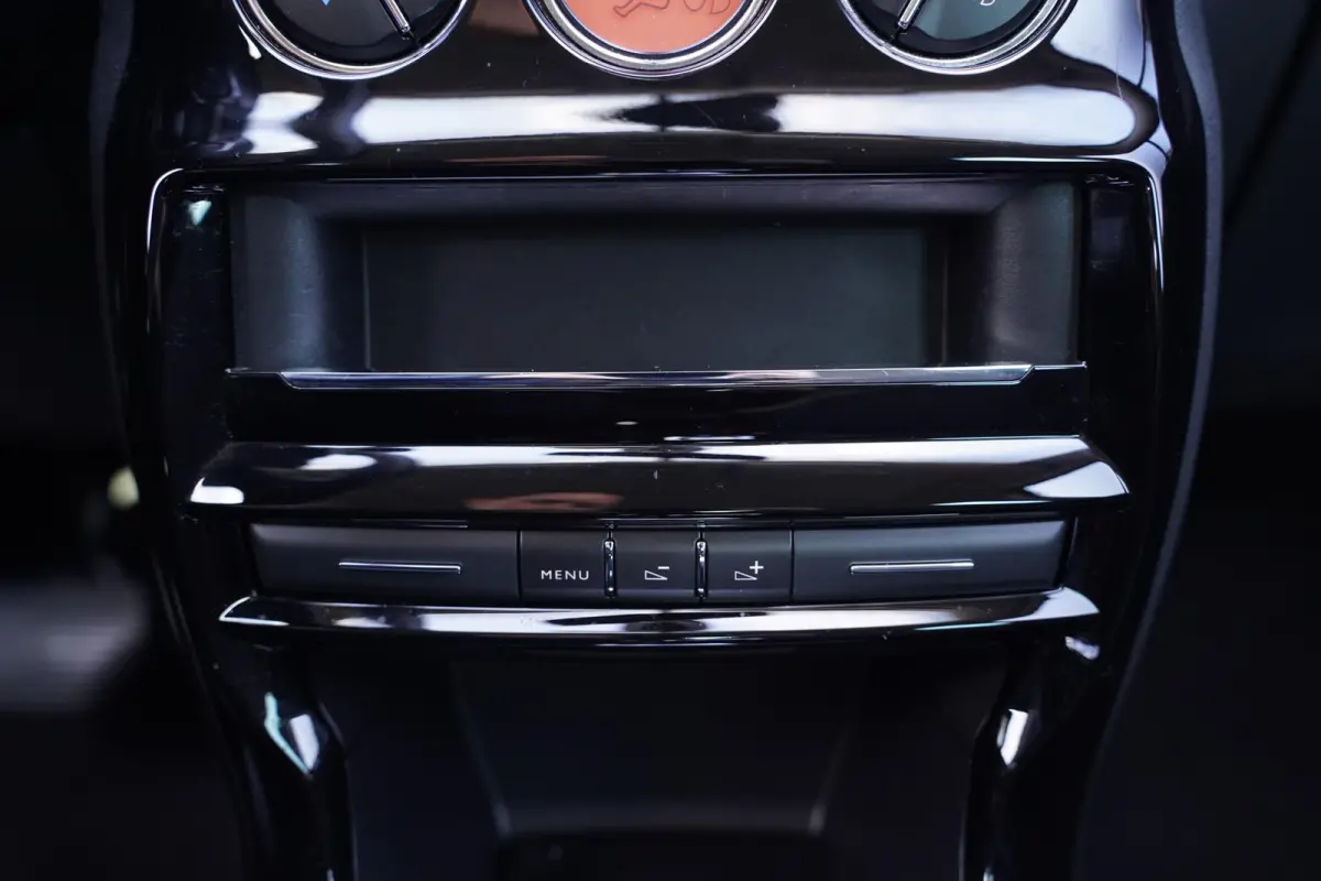 1.2 PureTech Exclusive Automaat Private glas Trekhaak Cruise controle Chrome-pakket Clima PDC