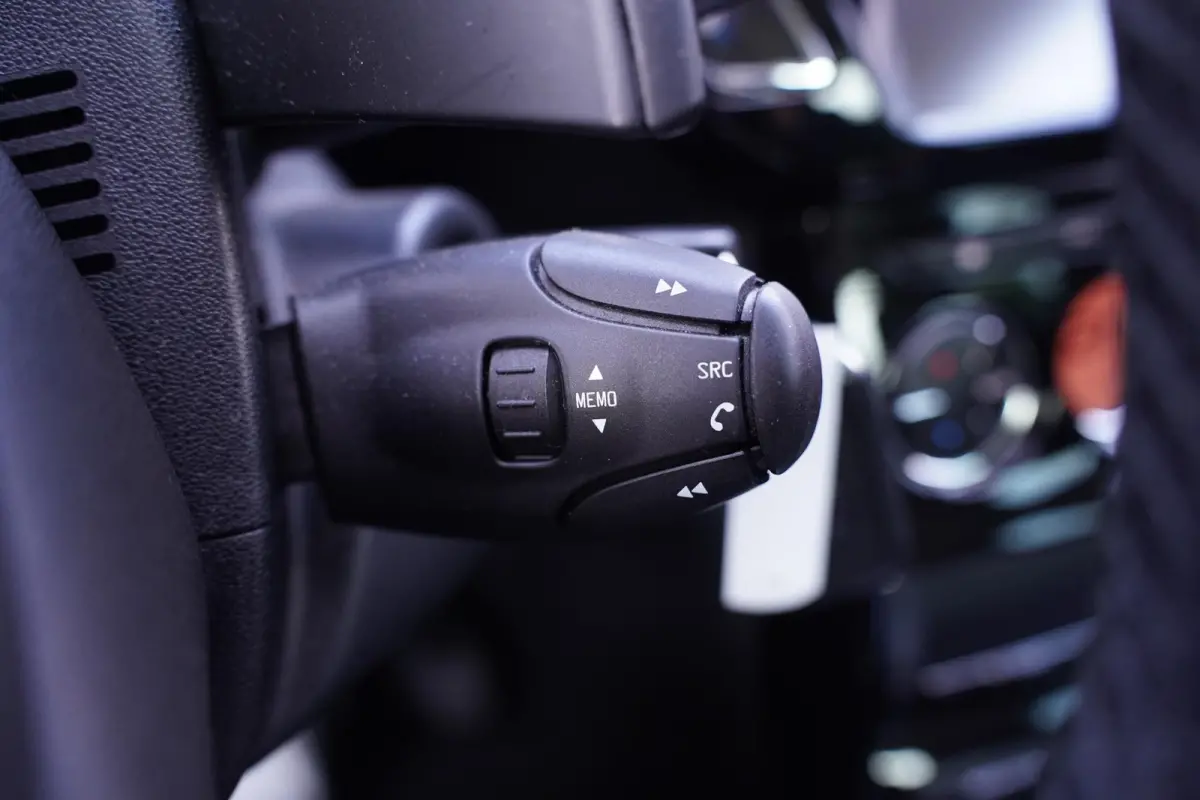 1.2 PureTech Exclusive Automaat Private glas Trekhaak Cruise controle Chrome-pakket Clima PDC