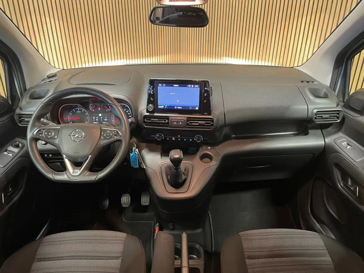 1.2 Turbo L2H1 Edition|7-PERSOONS|NIEUWSTAAT|CAMERA|CARPLAY/ANDROID|LANE-ASS.|SIDEBAR|START/STOP|STUURVERW|CRUISE|