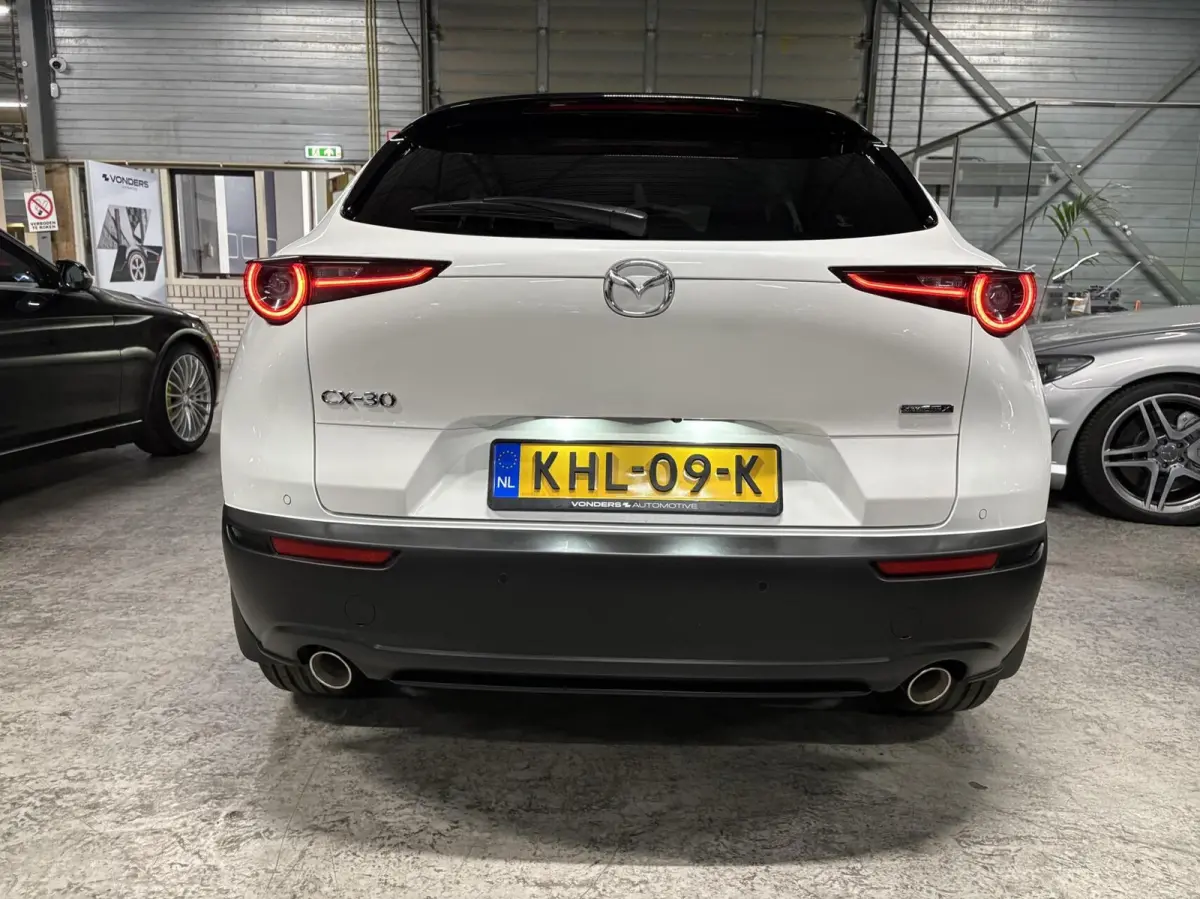 2.0 e-SkyActiv-X M Hybrid Luxury 180pk |HUD|Trekhaak