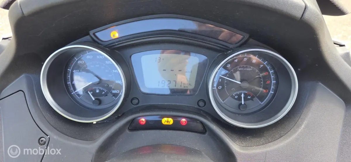 500 LT