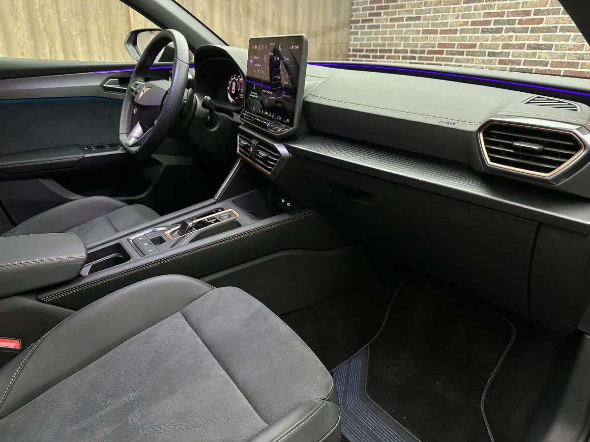 1.5 eTSI Business Plus | Memory| Trekhaak| Facelift|
