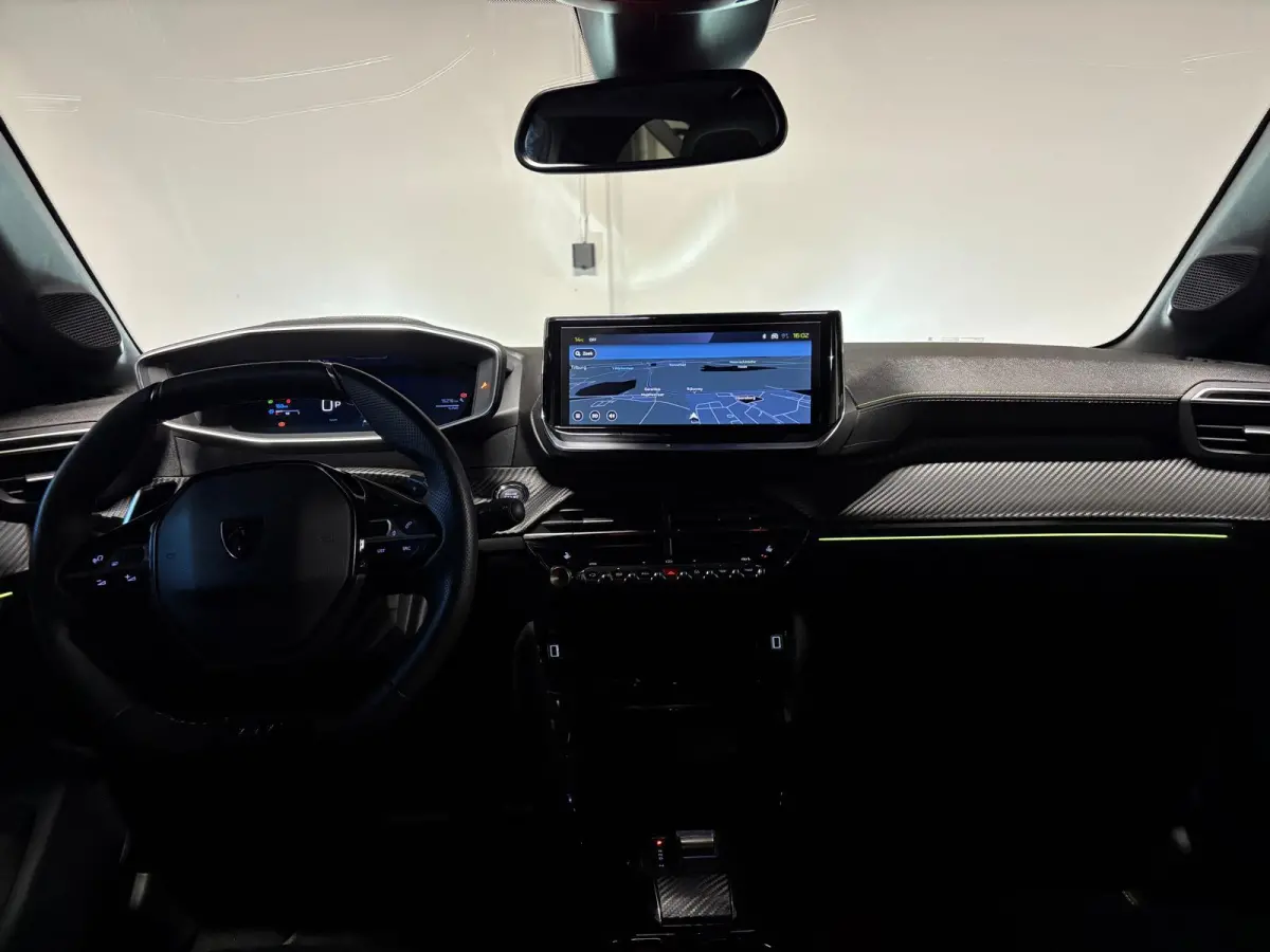 1.2 Hybrid 110 e-DCS6 GT 360 CAM BLINDSPOT CARPLAY