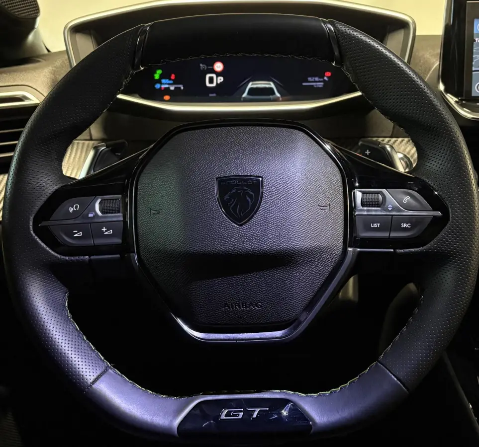 1.2 Hybrid 110 e-DCS6 GT 360 CAM BLINDSPOT CARPLAY
