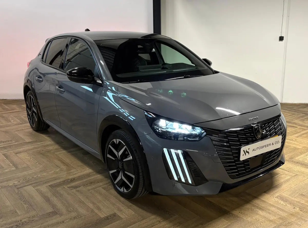 1.2 Hybrid 110 e-DCS6 GT 360 CAM BLINDSPOT CARPLAY