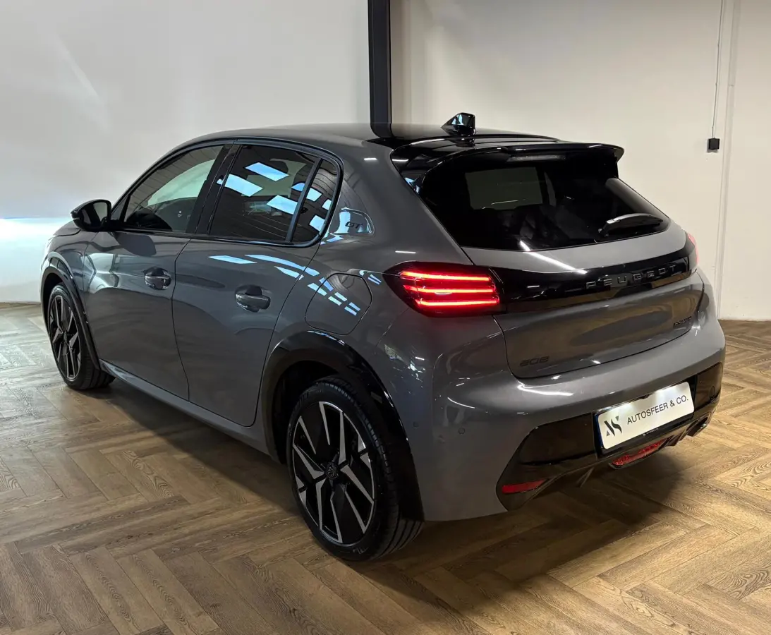 1.2 Hybrid 110 e-DCS6 GT 360 CAM BLINDSPOT CARPLAY