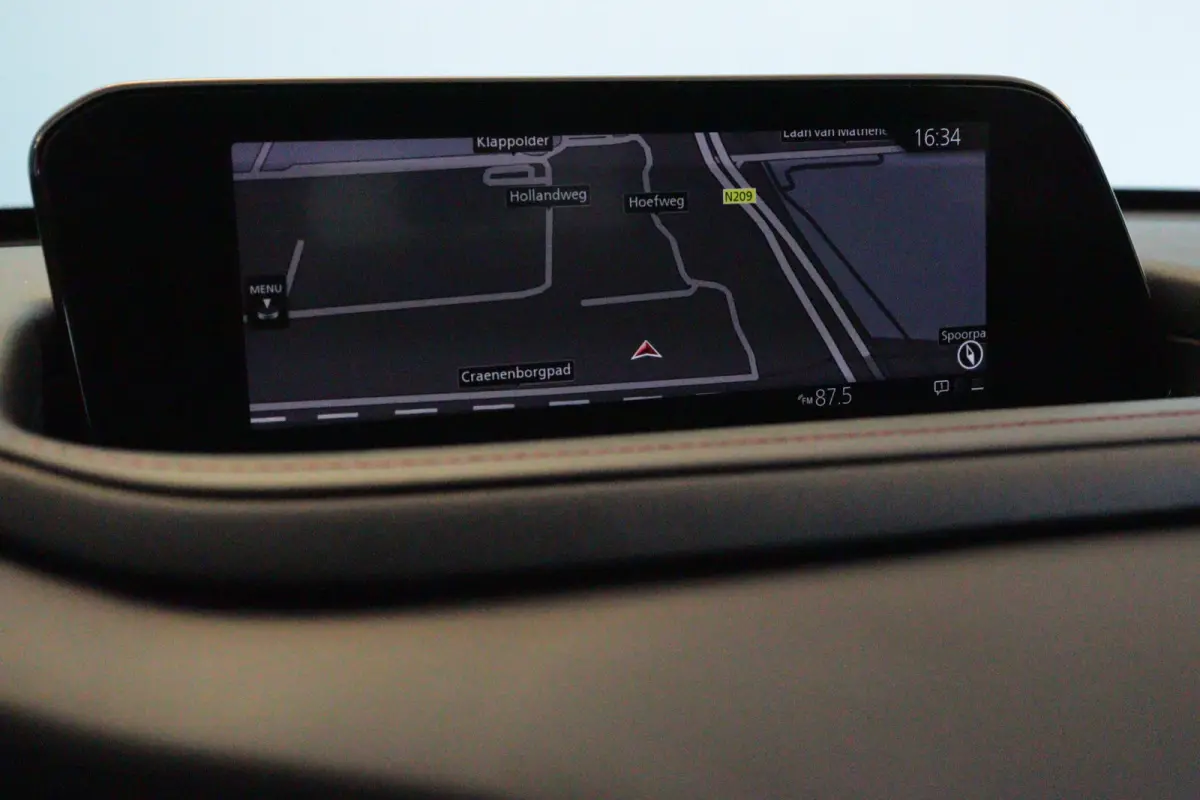 2.0 e-SkyActiv-X M Hybrid Sportive Automaat | NAVI | CAMERA + PDC | STOELVERW | ADAP CRUISE | BOSE AUDIO |