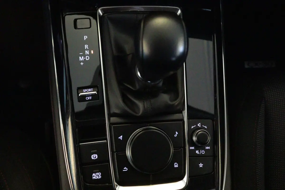 2.0 e-SkyActiv-X M Hybrid Sportive Automaat | NAVI | CAMERA + PDC | STOELVERW | ADAP CRUISE | BOSE AUDIO |
