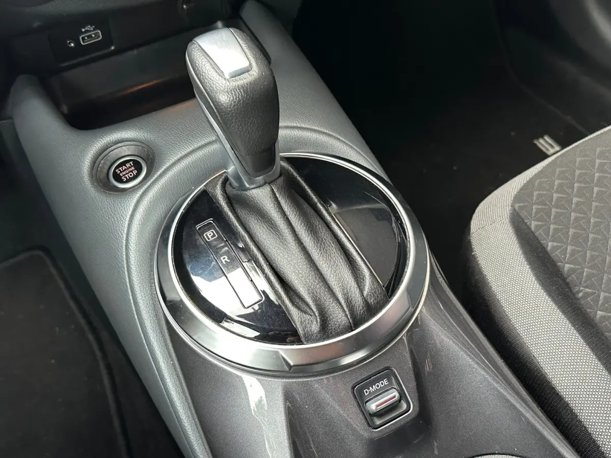 1.0 DIG-T Business Access Automaat Navi 360 Camera