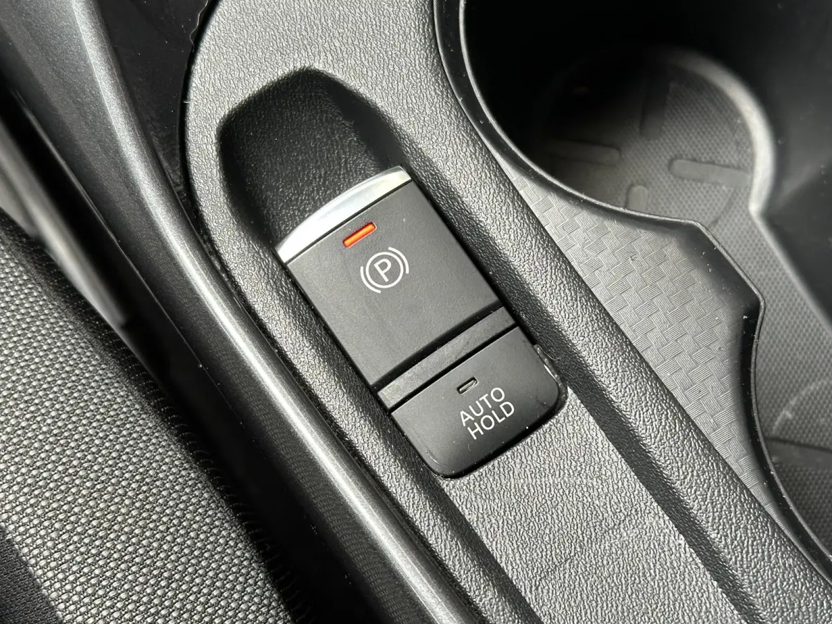 1.0 DIG-T Business Access Automaat Navi 360 Camera