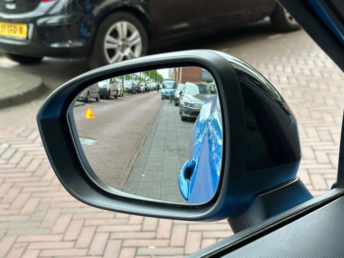 1.0 DIG-T Business Access Automaat Navi 360 Camera