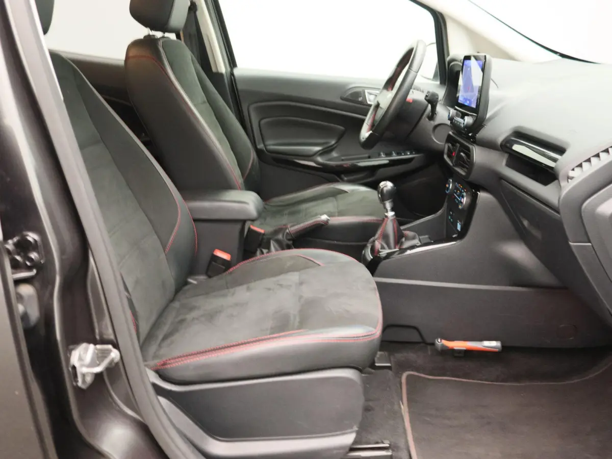 1.0 EcoBoost ST-Line | Apple Carplay/Android Auto | Winterpakket | Achteruitrijcamera | Cruise Control |