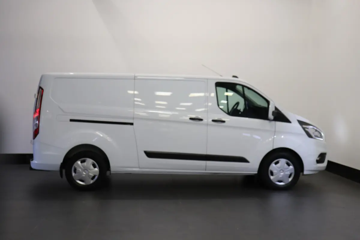 2.0 TDCI Automaat 2x Schuifdeur L2 EURO 6 - Airco - ACC - Trekhaak - € 16.900,- Excl.
