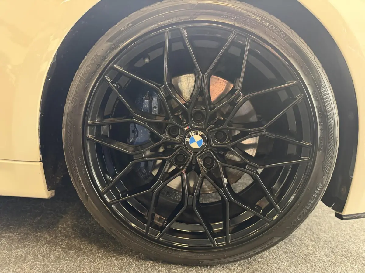 335i xDrive Upgrade Edition Akra 360pk pano