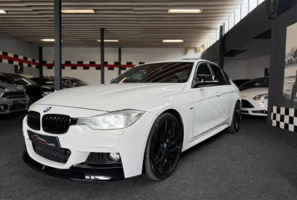 335i xDrive Upgrade Edition Akra 360pk pano