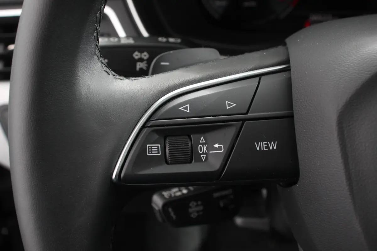 40 TFSI 204 pk S-tronic S Line Plus Navigatie Adaptive Cruise Control Parkeersensoren Camera Lane Assist Elektrische achterklep Stoelverwarming Ledverlichting Virtual Cockpit Climatronic