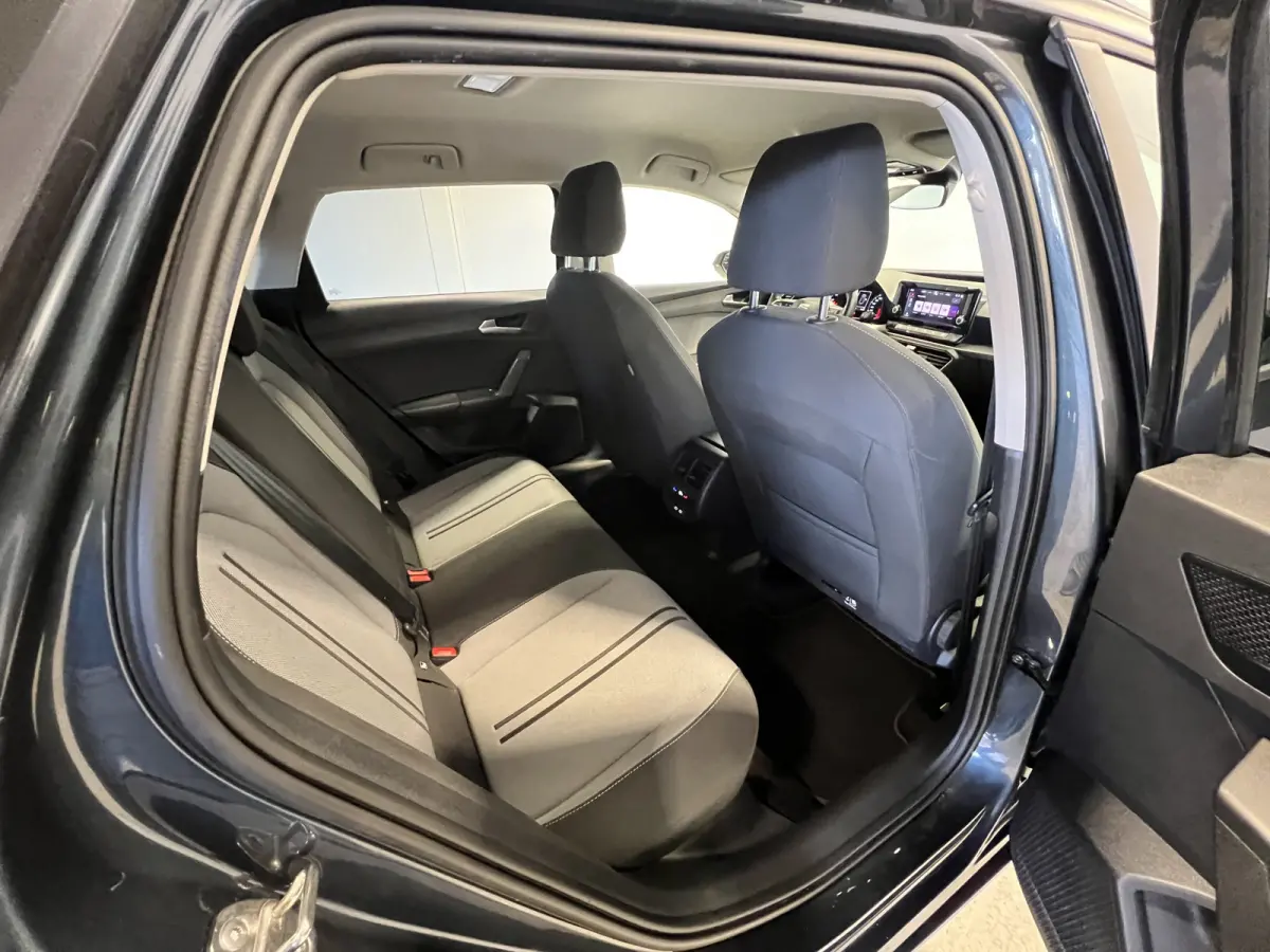1.0 TSI Style | Apple Carplay/ Android Auto | LED Koplampen | LMV 17'' | Cruise Control | Rijstrooksensor met correctie | NL auto |