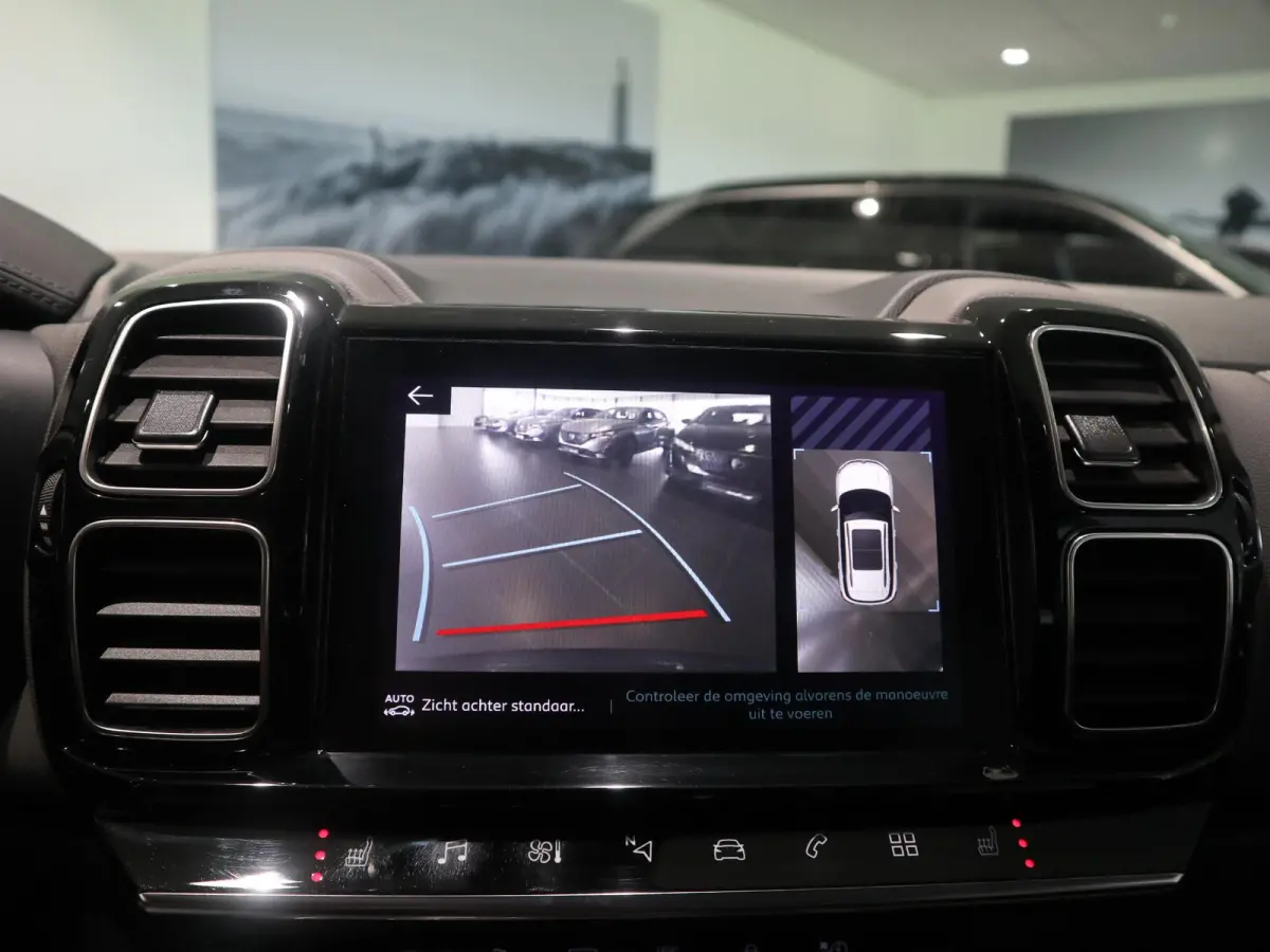 1.6 Plug-in Hybrid 225 Shine STOELMASSAGE - STOELVERWARMING - NAVIGATIE