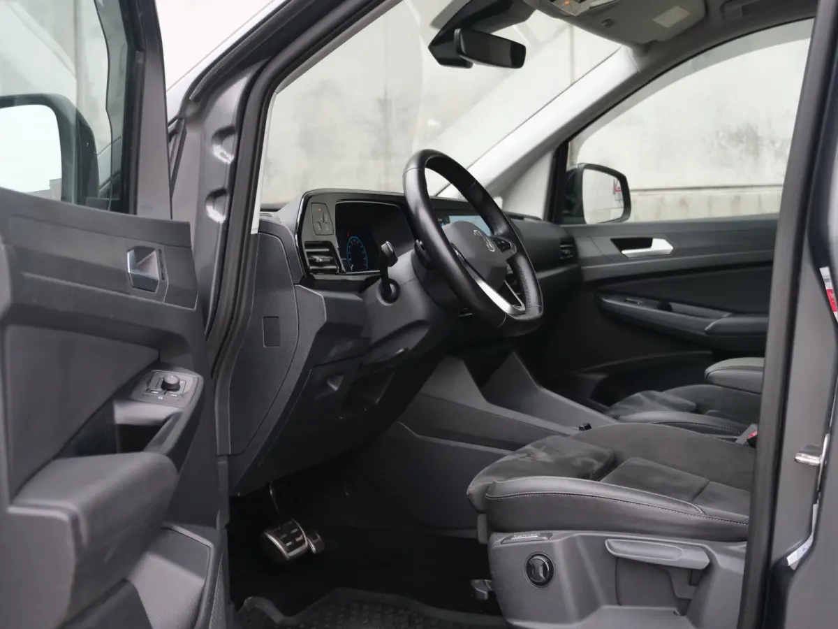 1.5 TSI | Highline | Panoramadak | 7 zits | virtual-cockpit | camera | standkachel..
