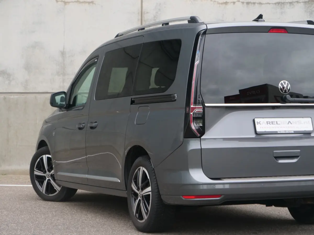 1.5 TSI | Highline | Panoramadak | 7 zits | virtual-cockpit | camera | standkachel..