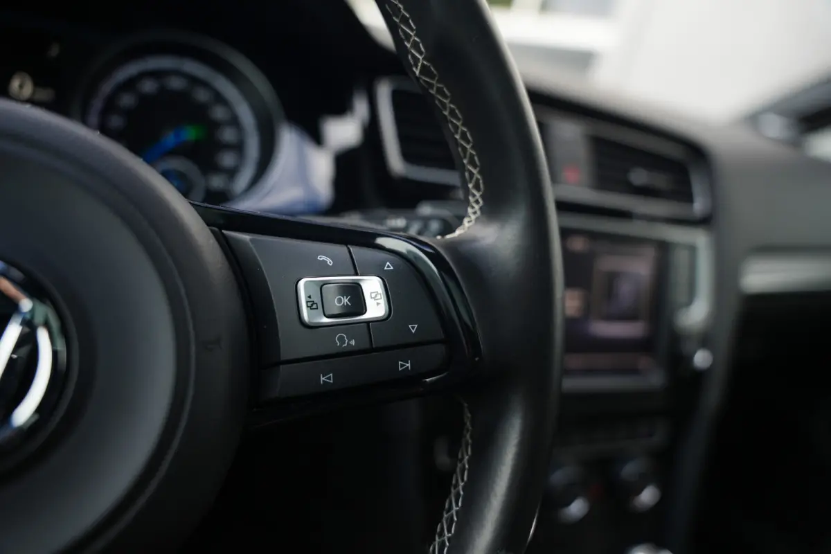 R 2.0 TSI 301 pk 4Motion / Eventuri-Intake/ Pano-Dak/ Dynaudio/ Keyless/ Select-Drive/ Leder/ Sport-Stoelen/ Stoel.Verw/ Apple-Carplay/ 19'' LMV