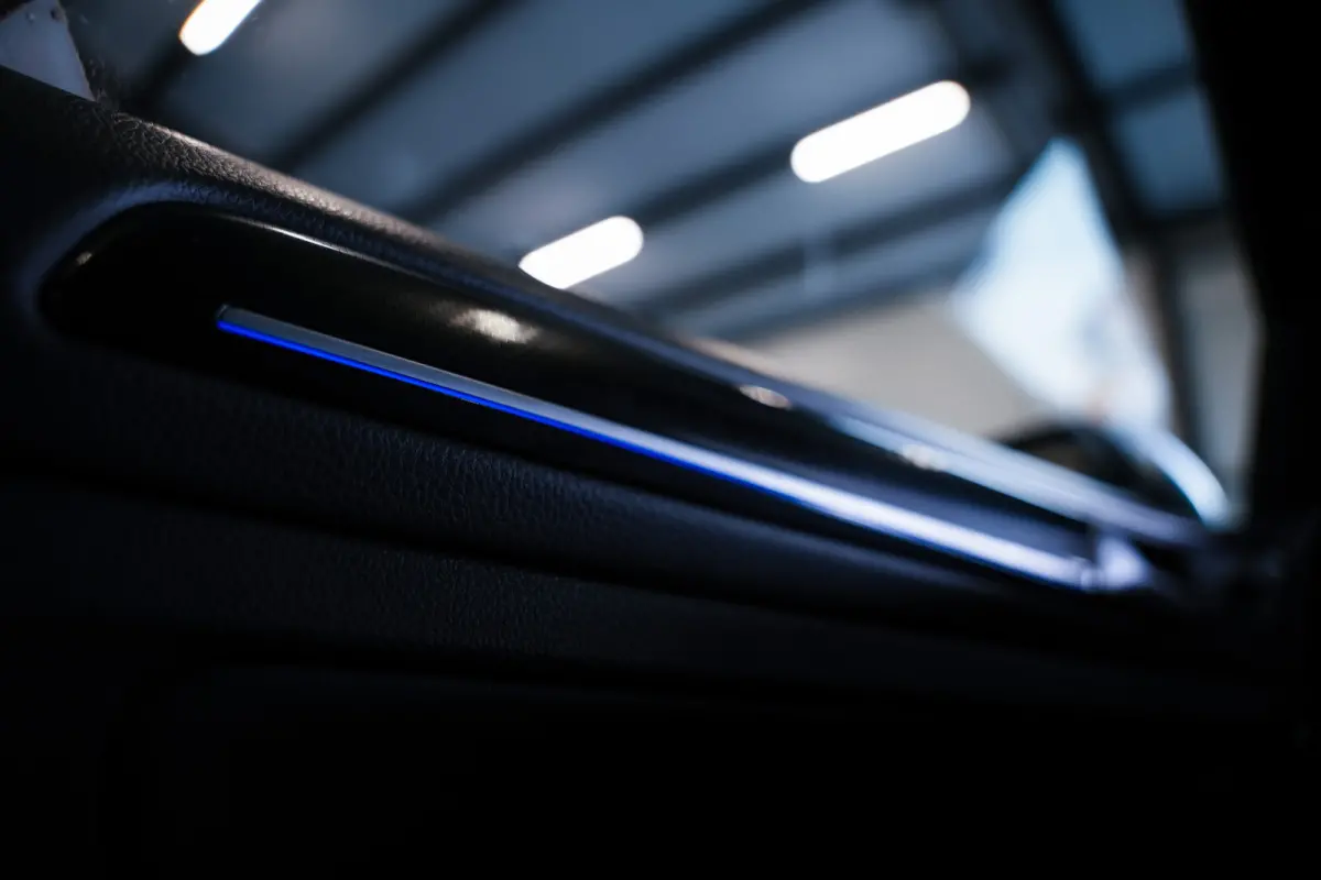 R 2.0 TSI 301 pk 4Motion / Eventuri-Intake/ Pano-Dak/ Dynaudio/ Keyless/ Select-Drive/ Leder/ Sport-Stoelen/ Stoel.Verw/ Apple-Carplay/ 19'' LMV