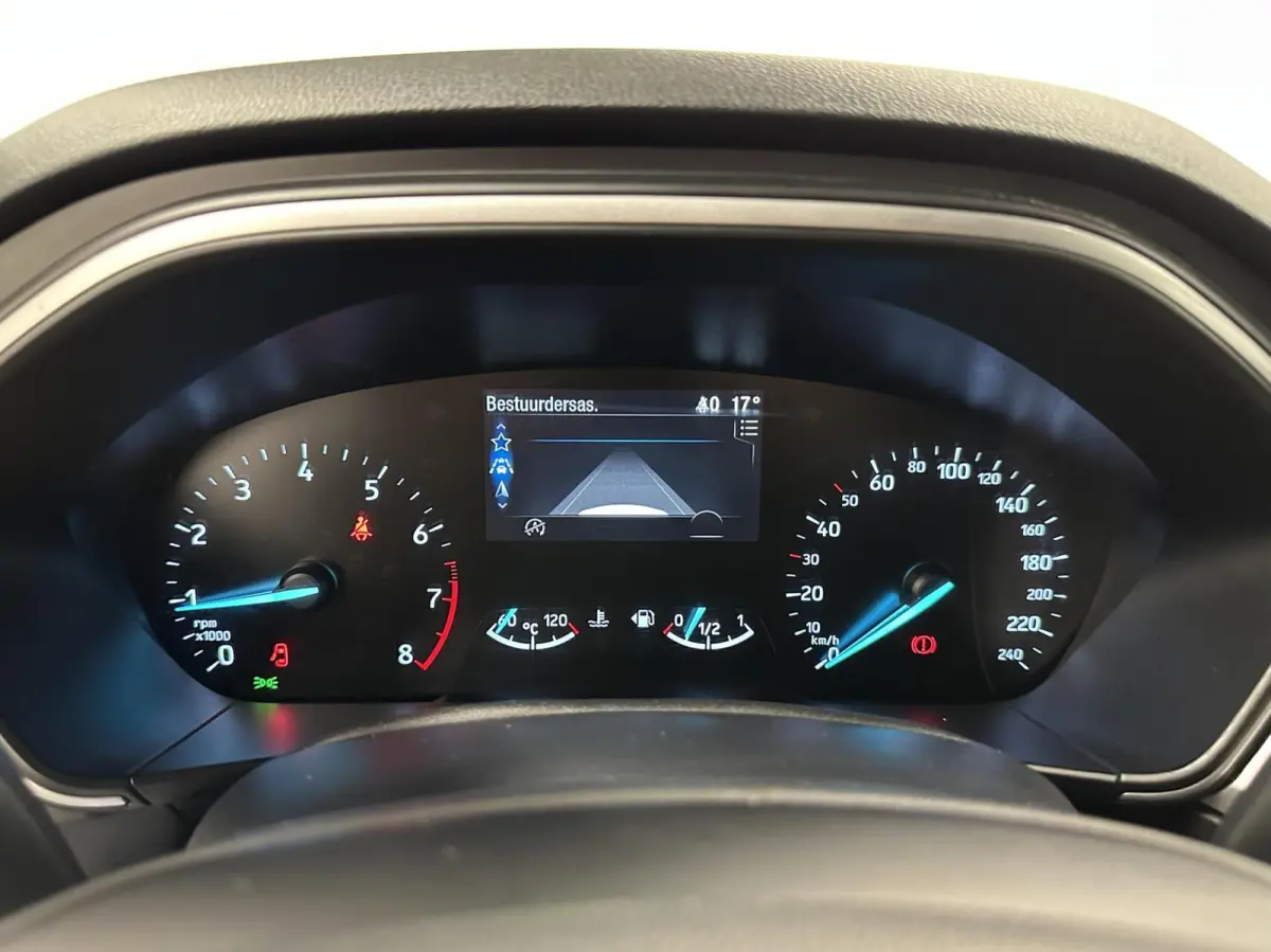 1.0 EcoBoost Trend Edition Business CAMERA CARPLAY NAVI LM.