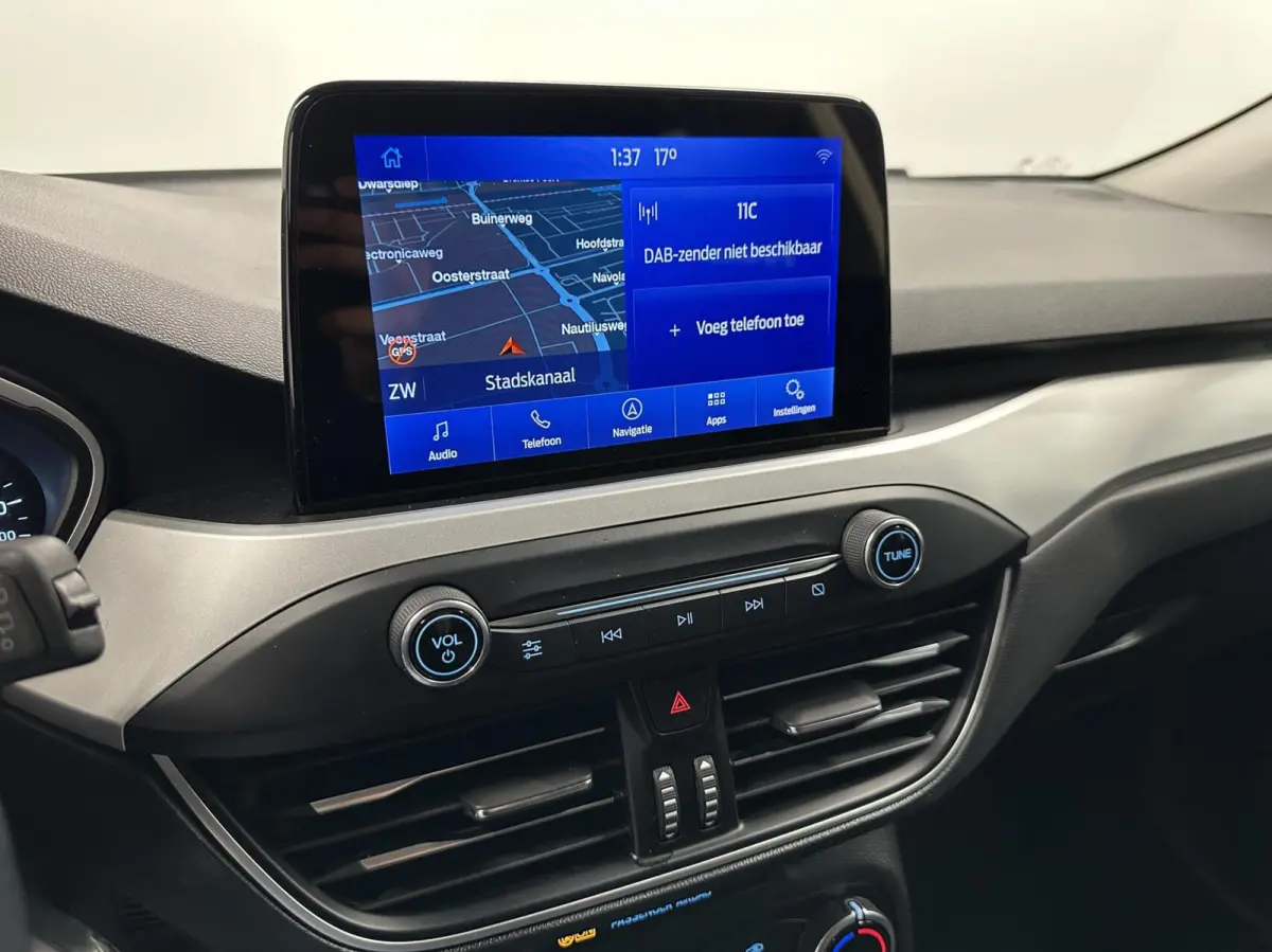 1.0 EcoBoost Trend Edition Business CAMERA CARPLAY NAVI LM.