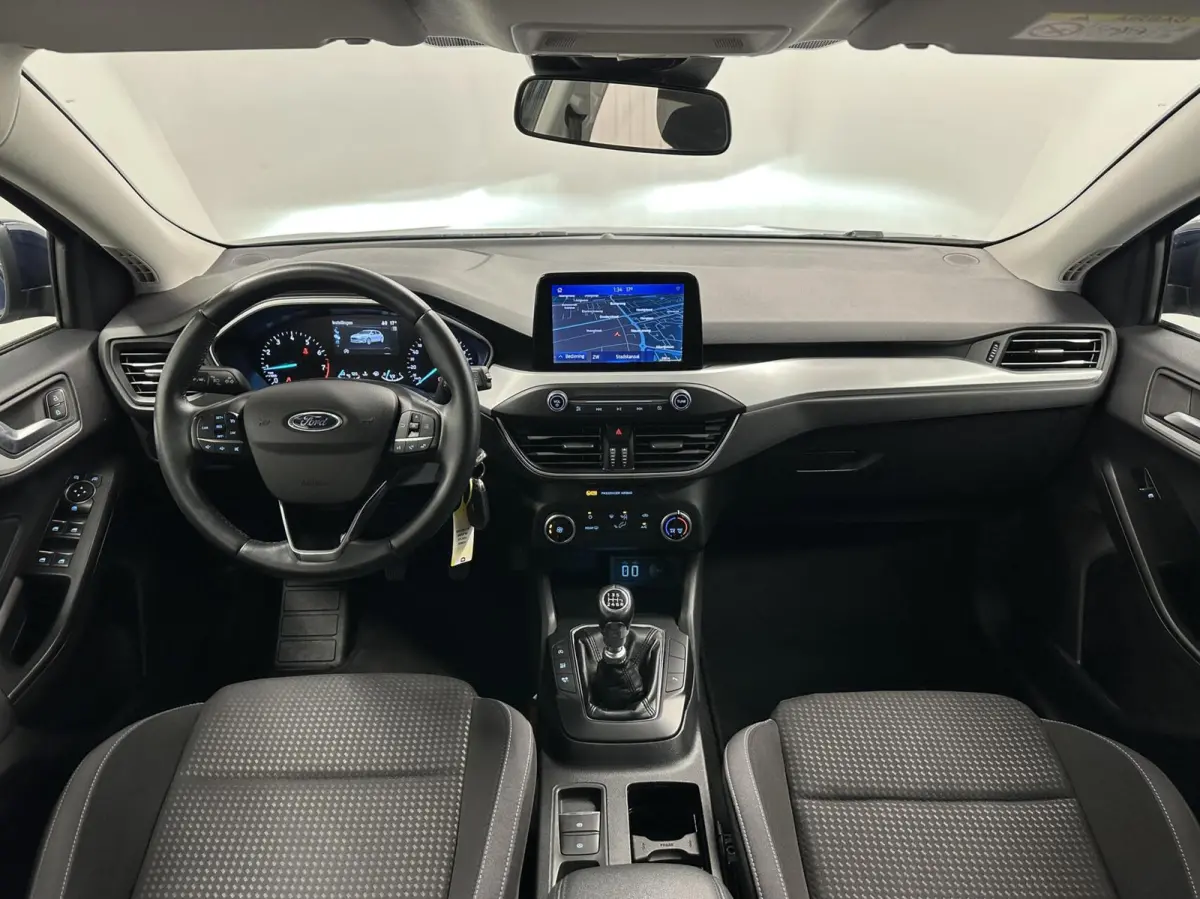1.0 EcoBoost Trend Edition Business CAMERA CARPLAY NAVI LM.
