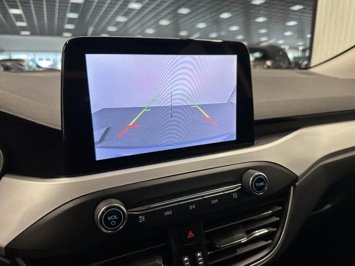 1.0 EcoBoost Trend Edition Business CAMERA CARPLAY NAVI LM.