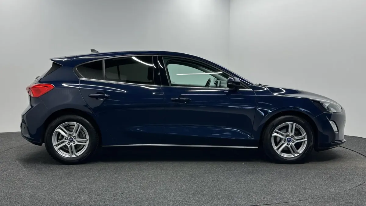 1.0 EcoBoost Trend Edition Business CAMERA CARPLAY NAVI LM.