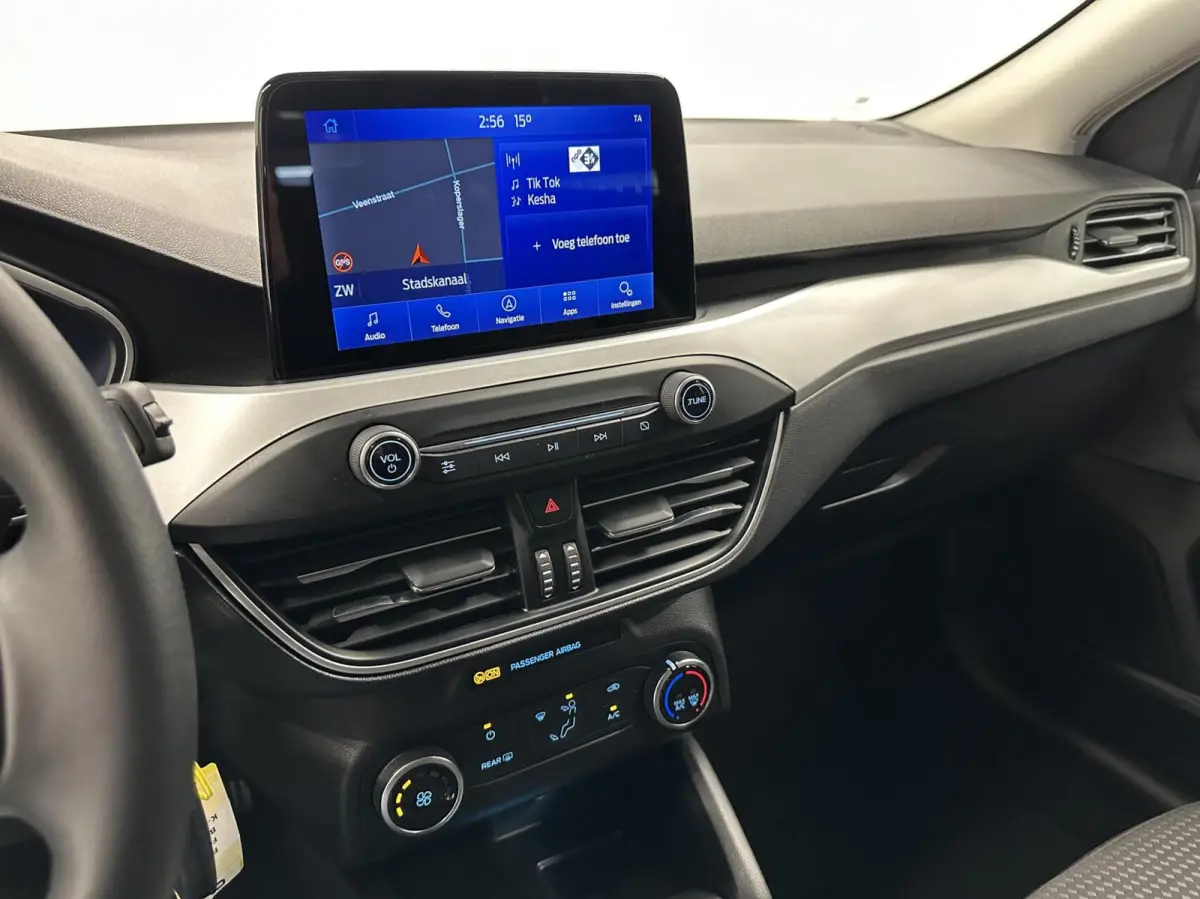1.0 EcoBoost Trend Edition Business CAMERA CARPLAY NAVI LM.