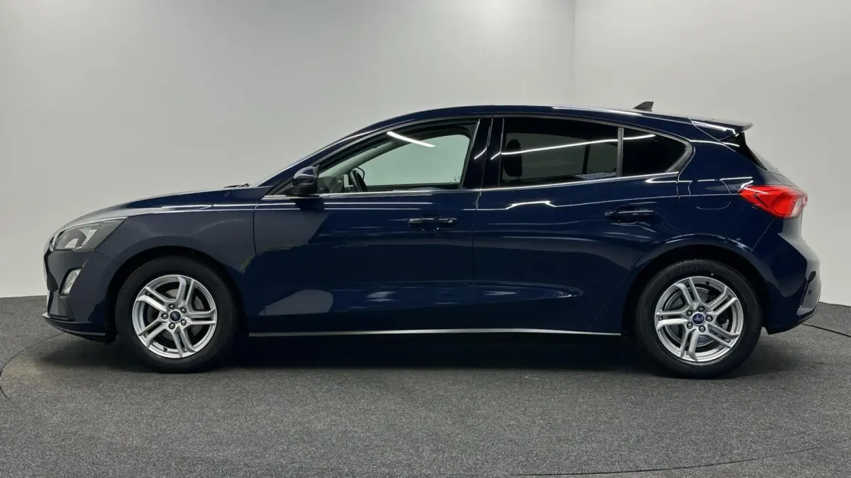 1.0 EcoBoost Trend Edition Business CAMERA CARPLAY NAVI LM.