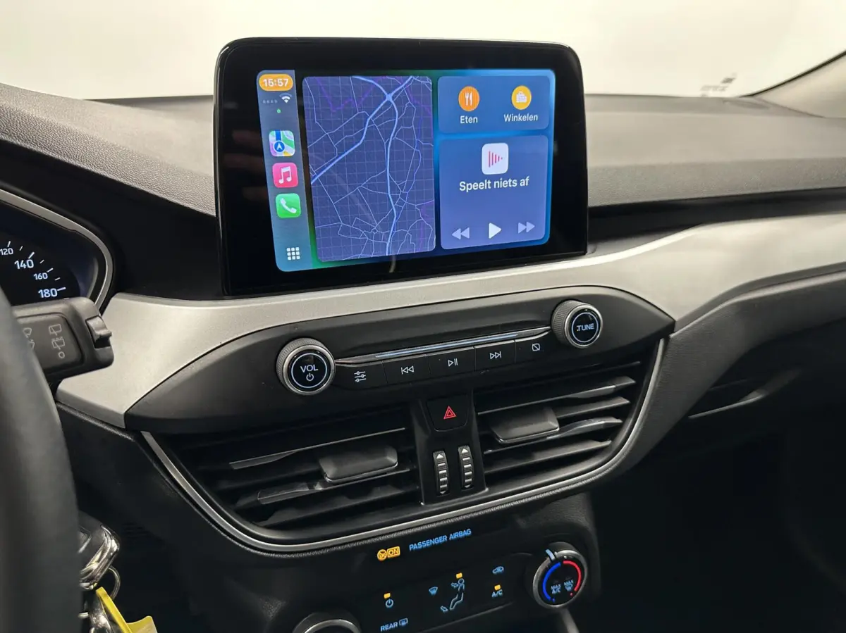 1.0 EcoBoost Trend Edition Business CAMERA CARPLAY NAVI LM.