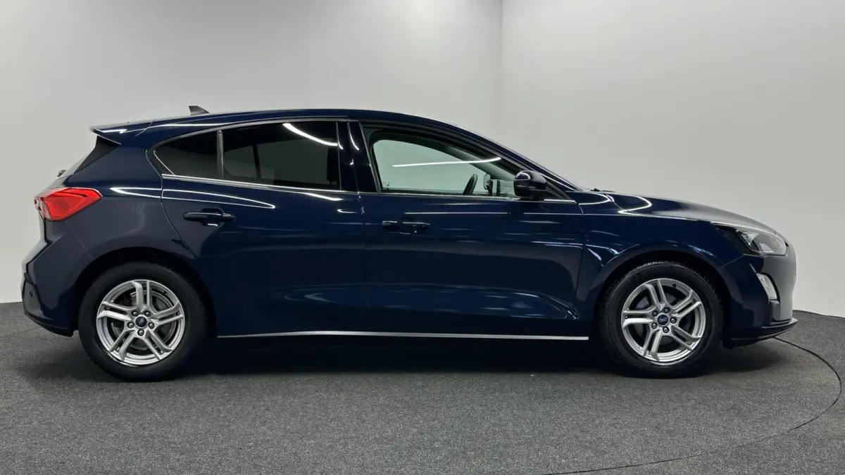 1.0 EcoBoost Trend Edition Business CAMERA CARPLAY NAVI LM.