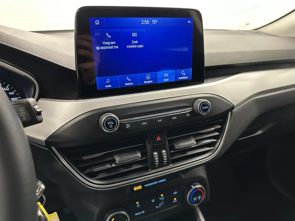 1.0 EcoBoost Trend Edition Business CAMERA CARPLAY NAVI LM.