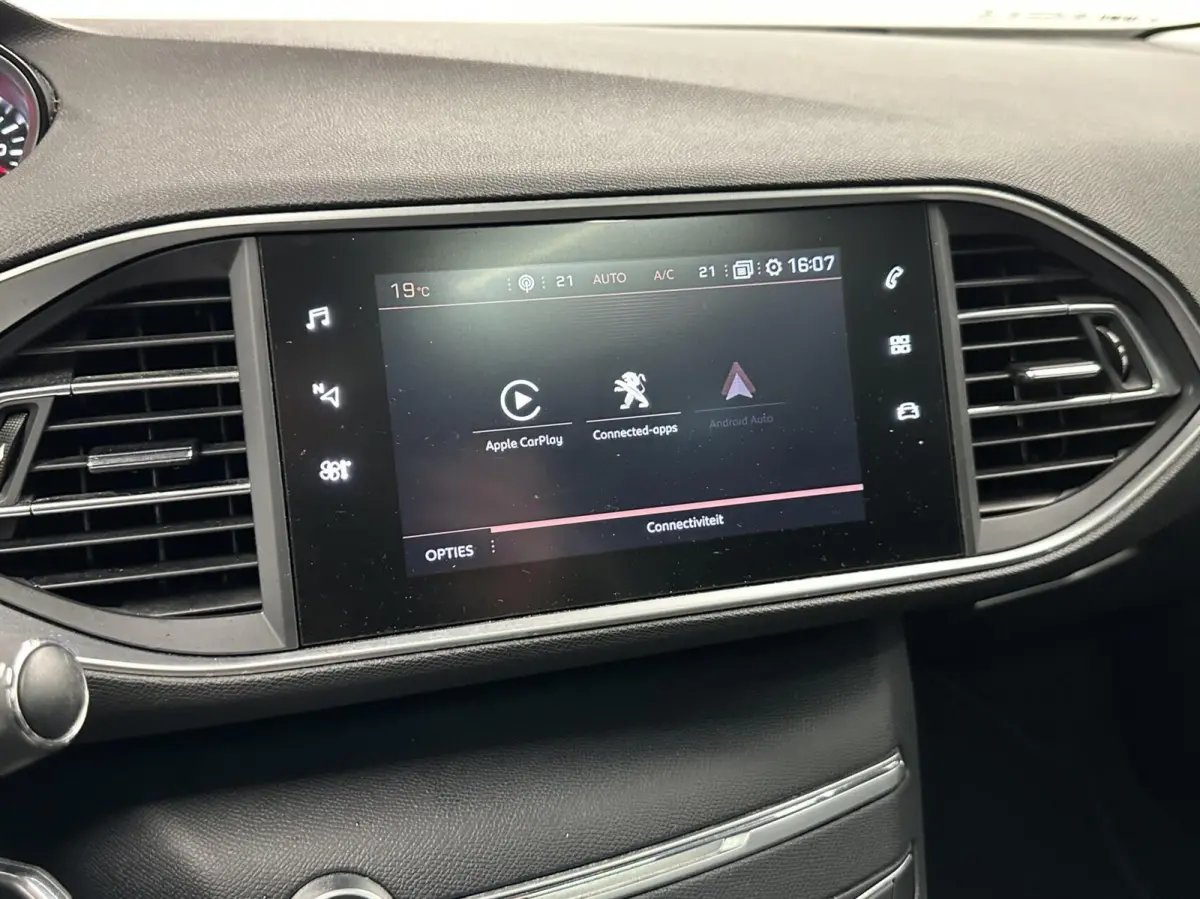 1.2 PureTech Blue Lease Premium CAMERA CARPLAY NAVI ECC CRUISE LM.