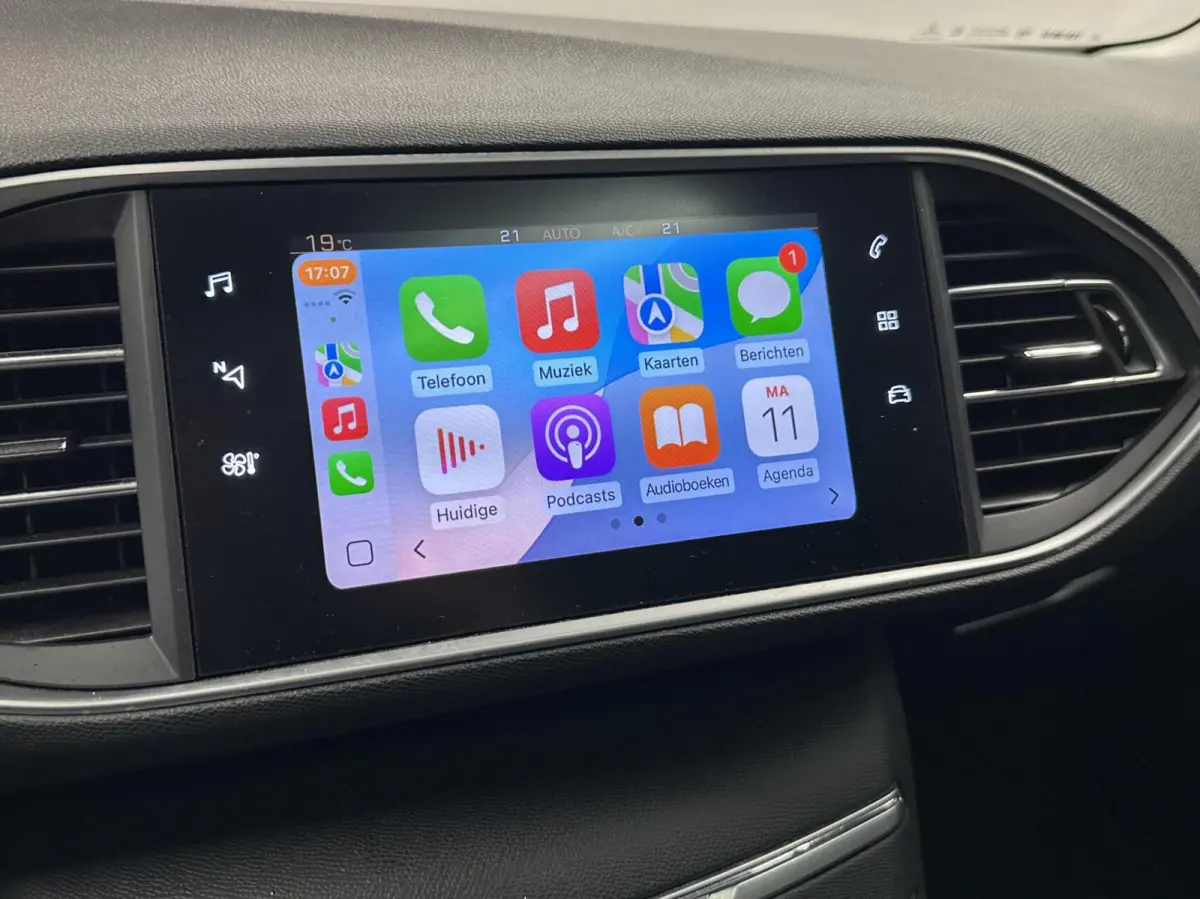 1.2 PureTech Blue Lease Premium CAMERA CARPLAY NAVI ECC CRUISE LM.