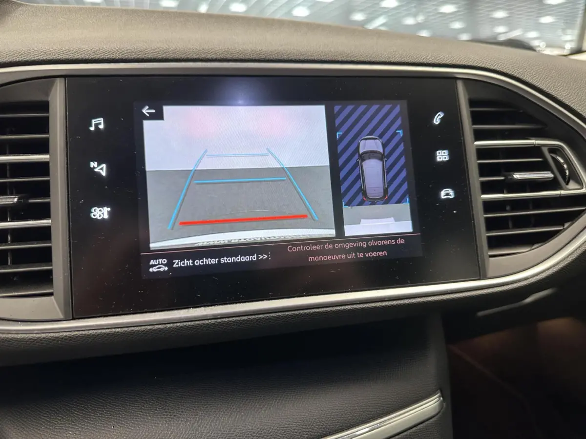 1.2 PureTech Blue Lease Premium CAMERA CARPLAY NAVI ECC CRUISE LM.