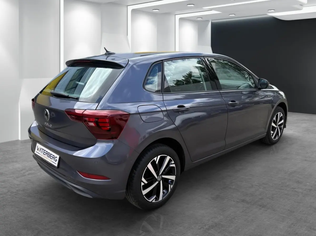 1.0 TSI R-Line*PDC*Apple Carplay*CC*DAB*Lane Assist*Airco