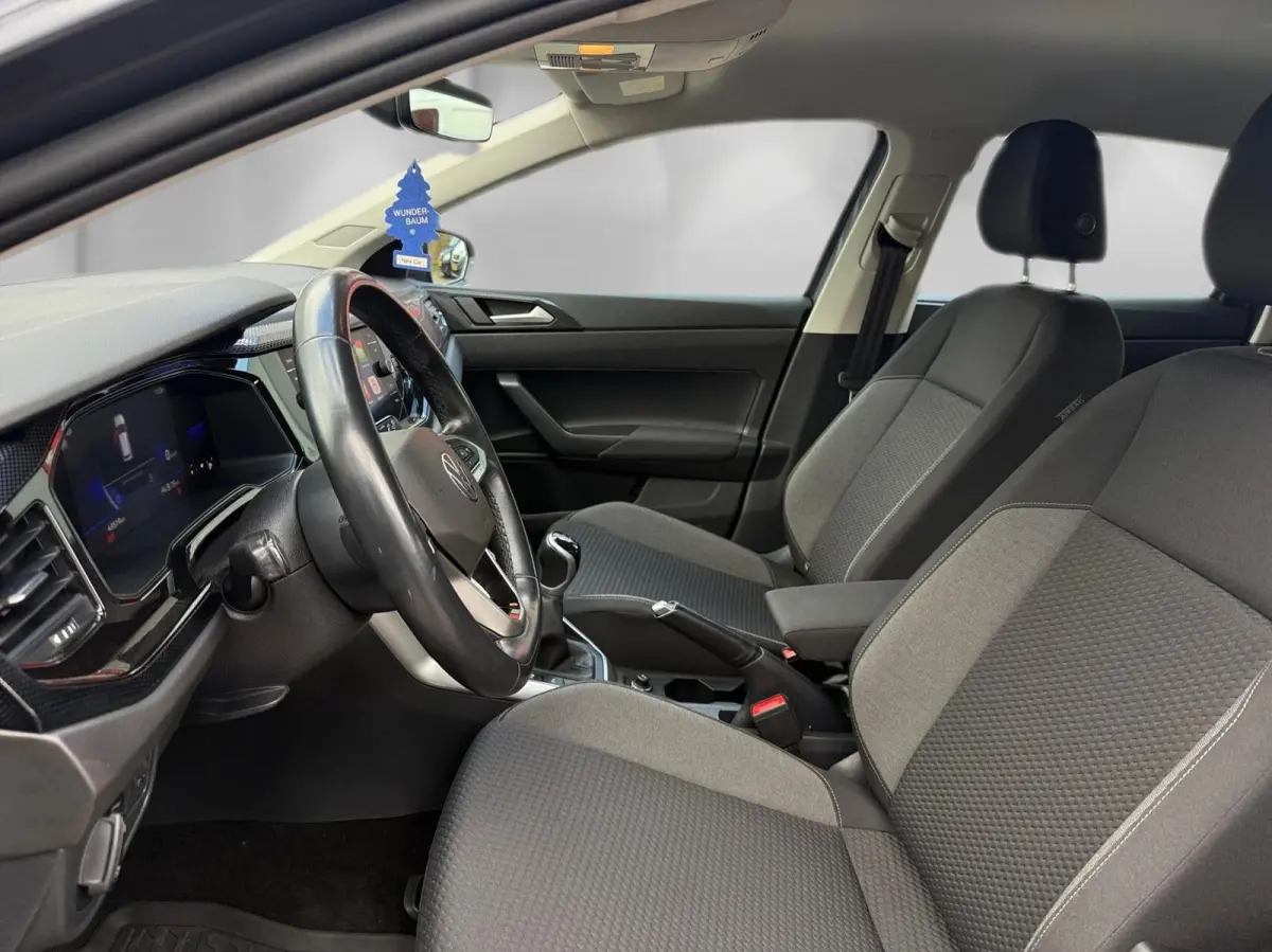 1.0 TSI R-Line*PDC*Apple Carplay*CC*DAB*Lane Assist*Airco