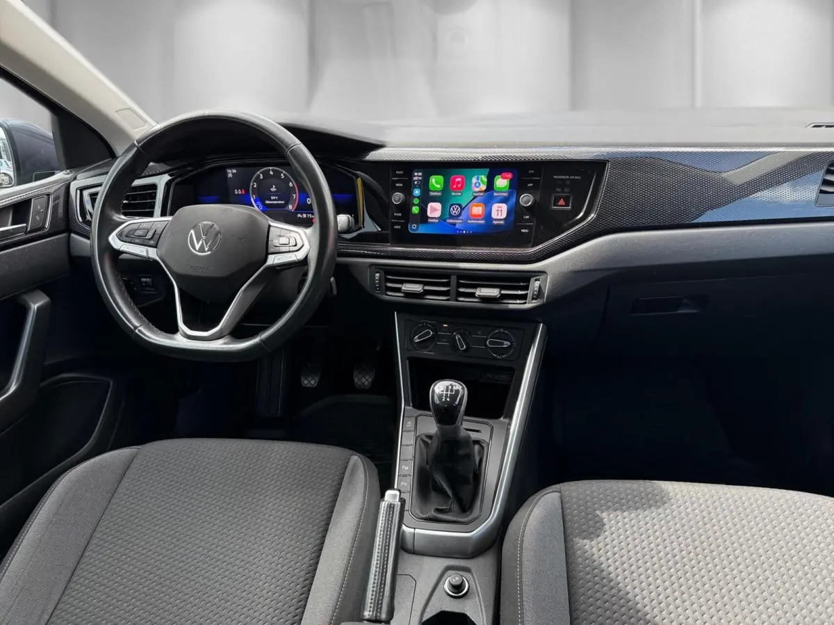 1.0 TSI R-Line*PDC*Apple Carplay*CC*DAB*Lane Assist*Airco