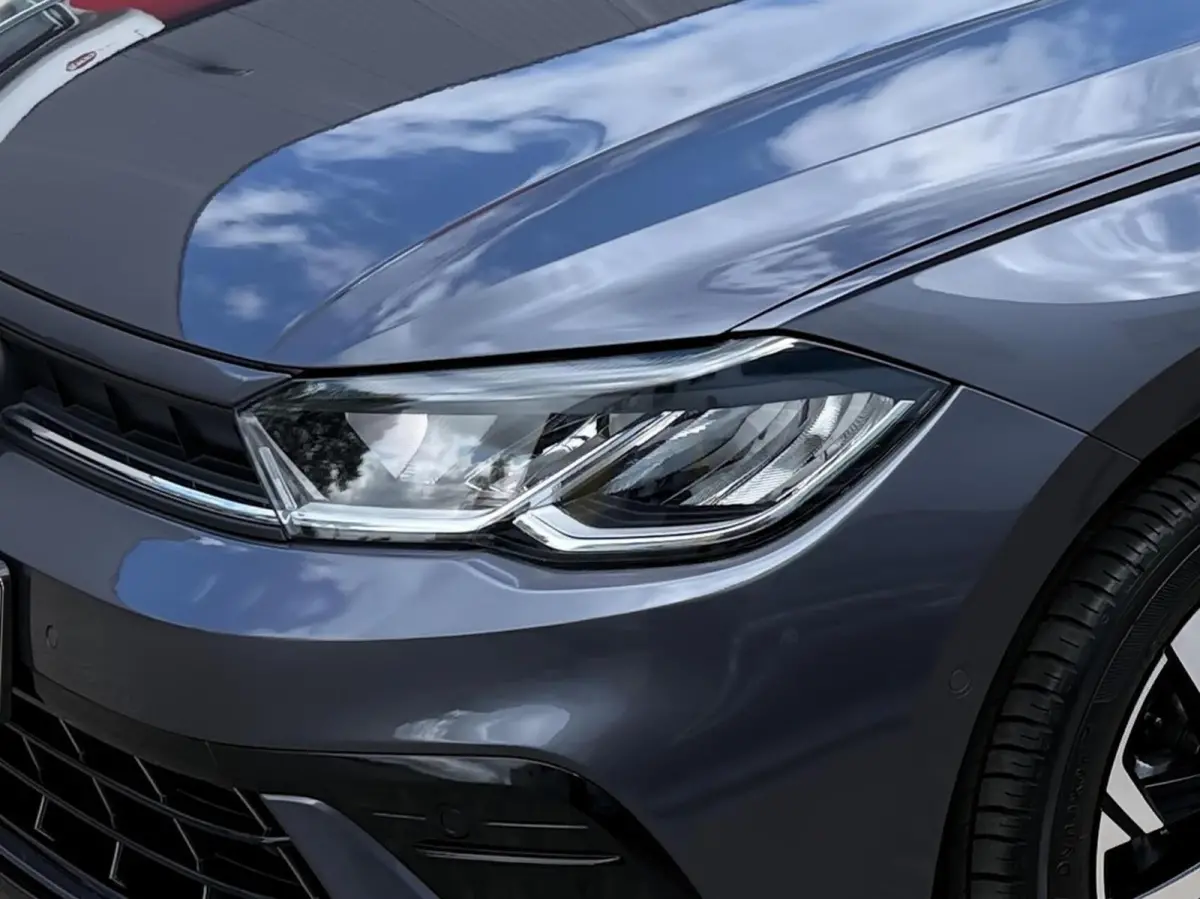 1.0 TSI R-Line*PDC*Apple Carplay*CC*DAB*Lane Assist*Airco