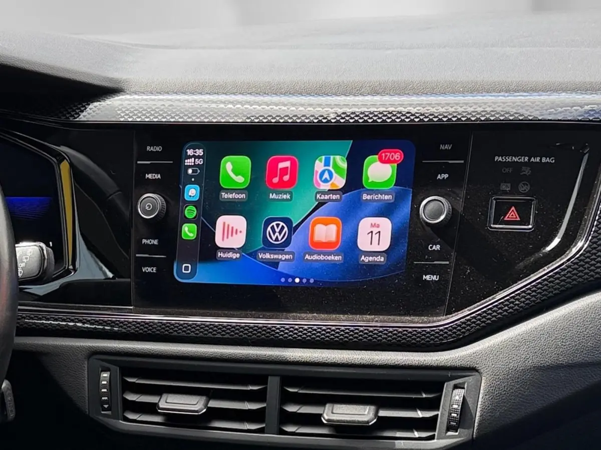 1.0 TSI R-Line*PDC*Apple Carplay*CC*DAB*Lane Assist*Airco