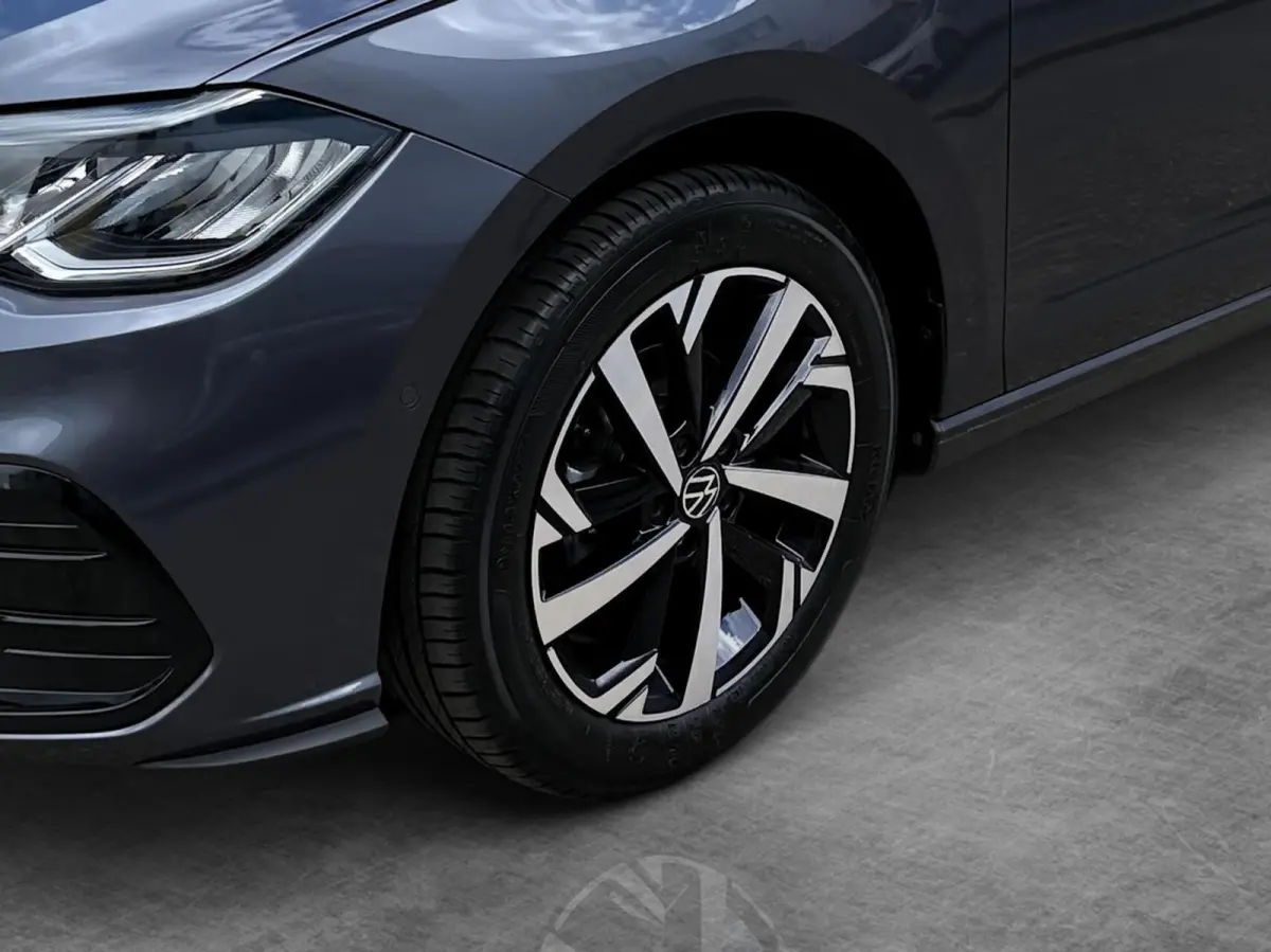 1.0 TSI R-Line*PDC*Apple Carplay*CC*DAB*Lane Assist*Airco