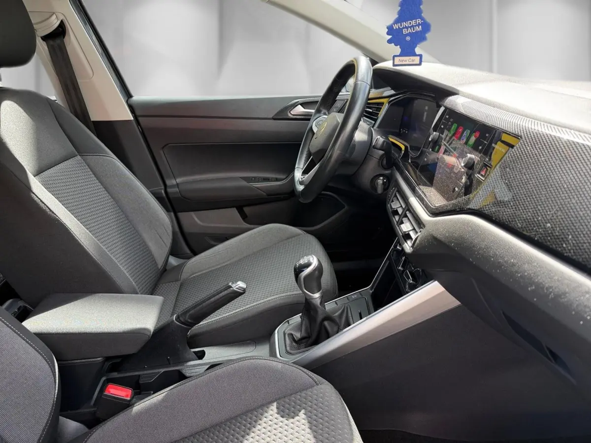 1.0 TSI R-Line*PDC*Apple Carplay*CC*DAB*Lane Assist*Airco